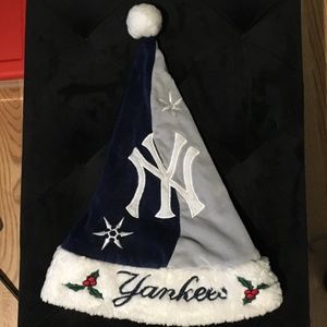 New York Yankees MLB Santa Hat